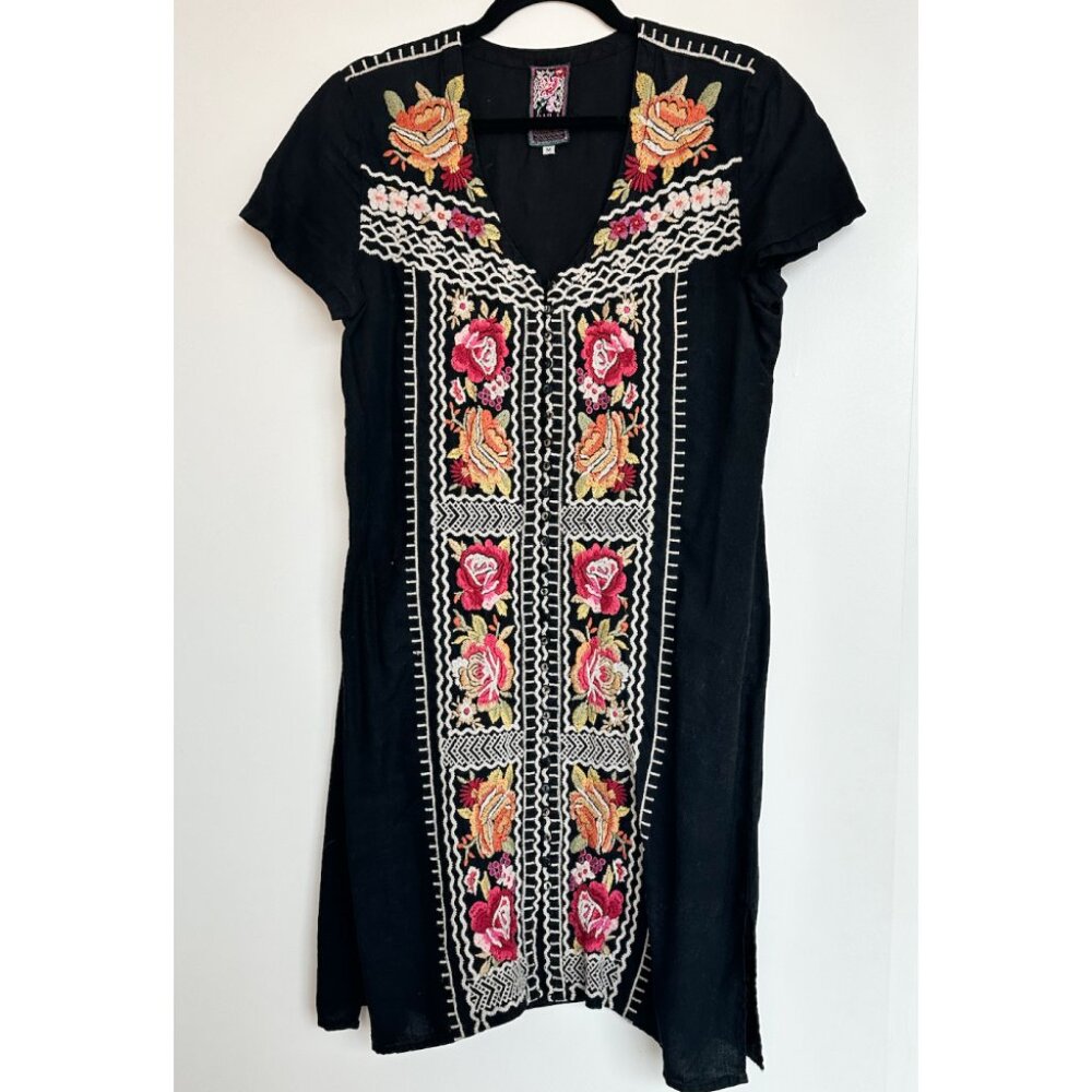 Johnny Was Karlotta Button-Down Embroidered Tunic in Black (Medium)